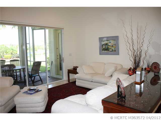 2321 SW Golden Bear Way 2321