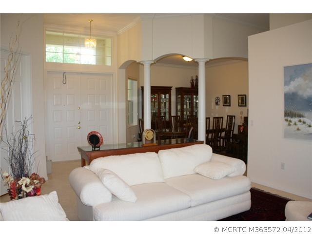 2321 SW Golden Bear Way 2321