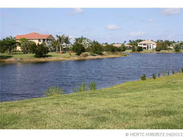 2321 SW Golden Bear Way 2321