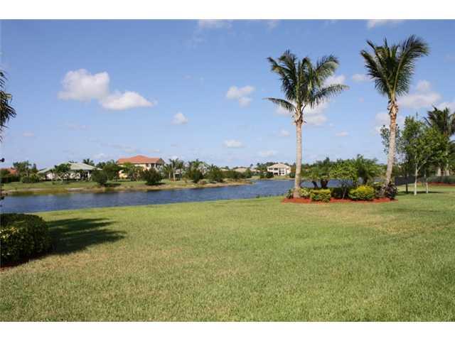 2321 SW Golden Bear Way 2321