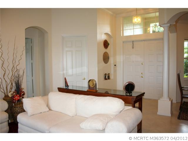 2321 SW Golden Bear Way 2321