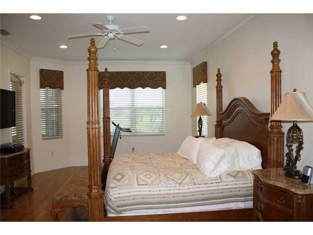 2321 SW Golden Bear Way 2321