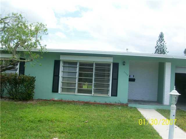 1110 Mayfair Lane 1110