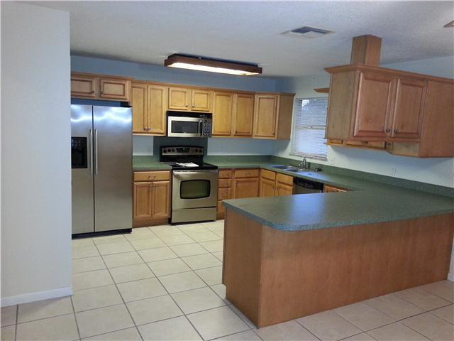 5866 SE Rosemont Avenue 5866