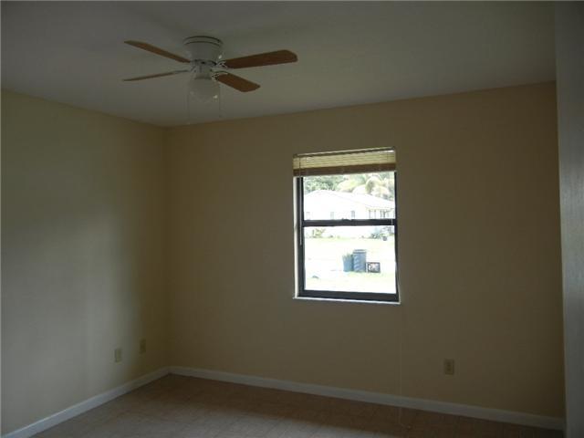 5866 SE Rosemont Avenue 5866