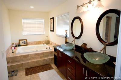 76 SW Cabana Point Circle 76