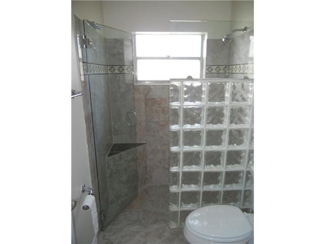 1698 Monroe Street 1698