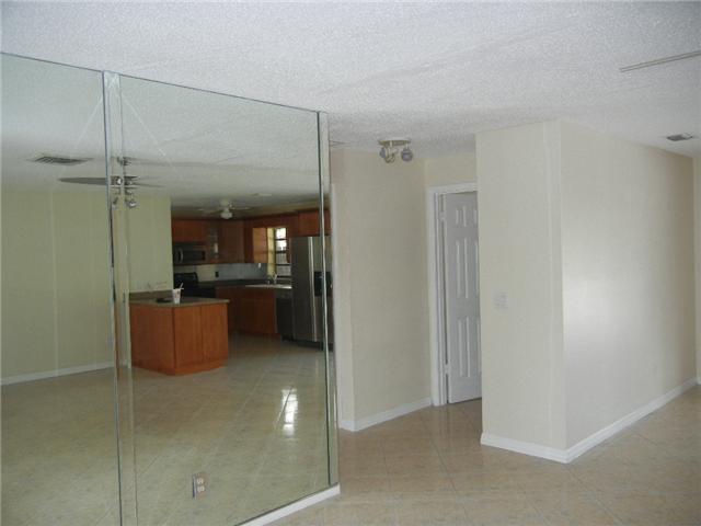 1698 Monroe Street 1698