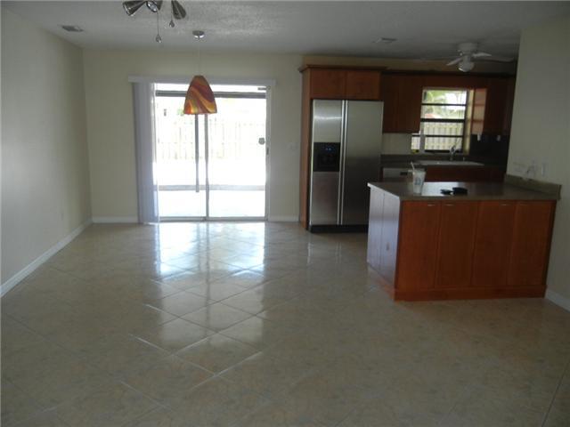 1698 Monroe Street 1698