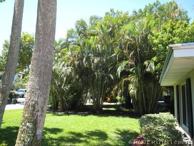 18 Palm Road 18