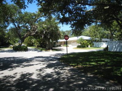 18 Palm Road 18