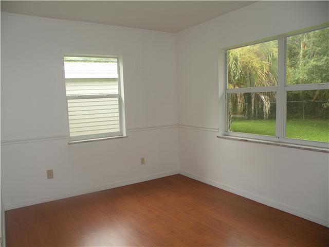 2793 SE Morningside Blvd 2793