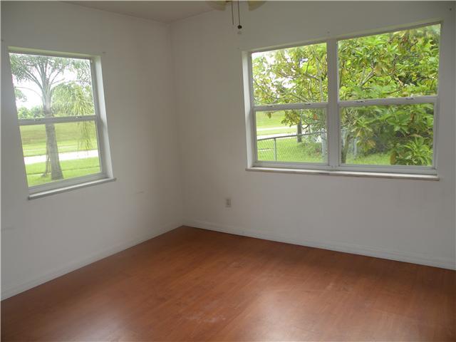 2793 SE Morningside Blvd 2793