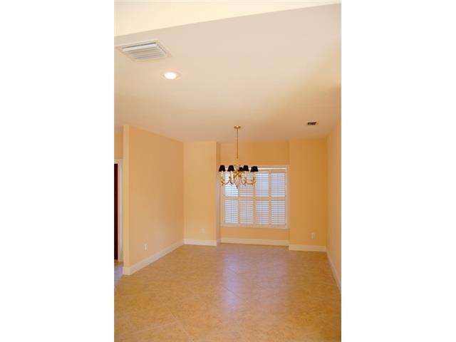 4893 SW LAKE GROVE Circle 4893