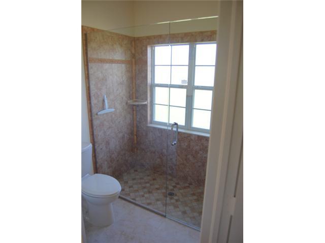 4893 SW LAKE GROVE Circle 4893