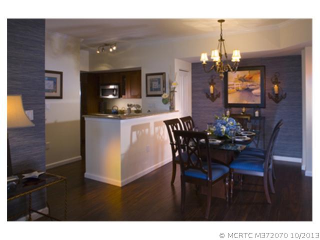715 NW Flagler Avenue 202