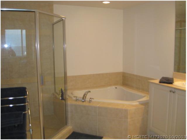 715 NW Flagler Avenue 202