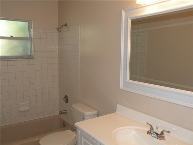 1280 SE Sandpiper Lane 1280