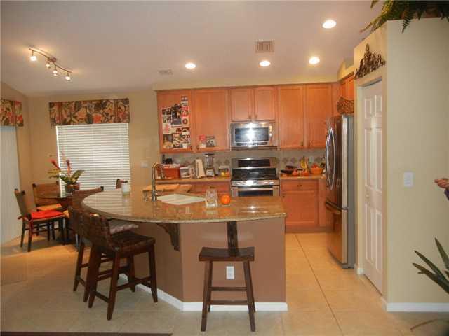 841 SE Westminster Place 841