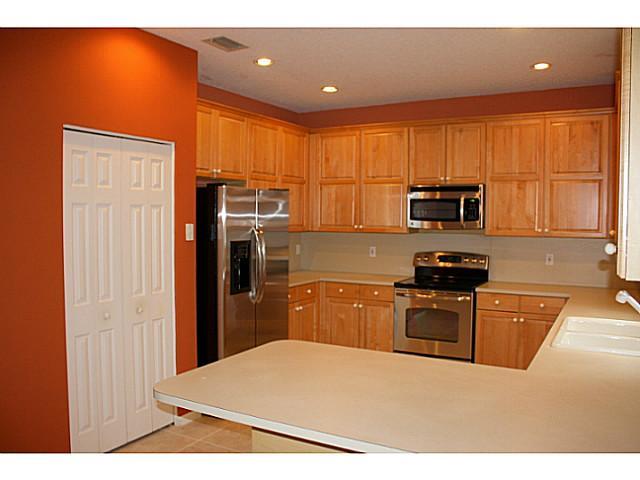 2553 SW Mayacoo Way 2553