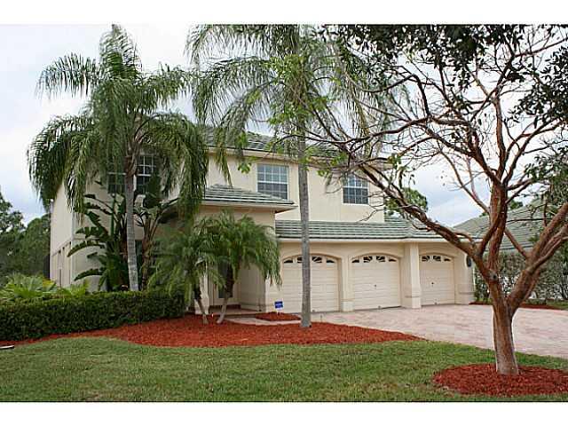 2553 SW Mayacoo Way 2553