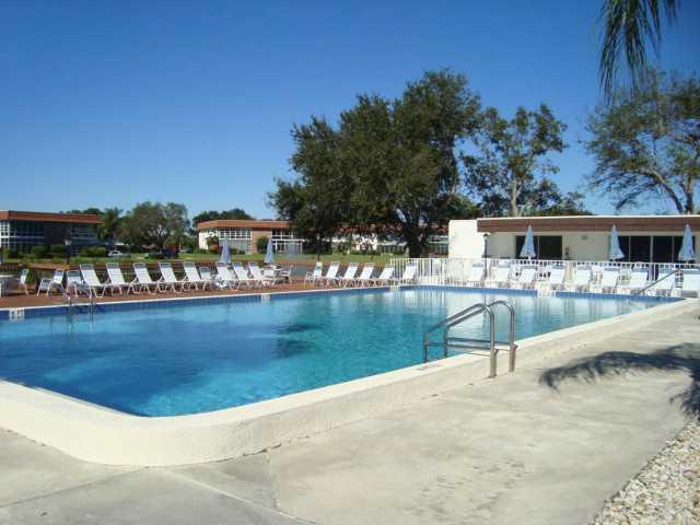 1225 NW 21st Street 08