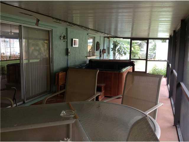 243 SE Ila Street 0