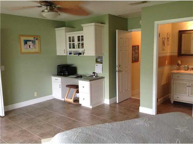 243 SE Ila Street 0