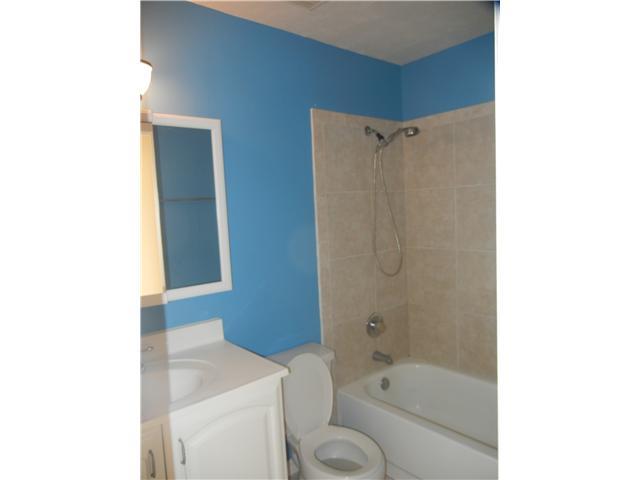 5887 SE Avalon Drive 5887