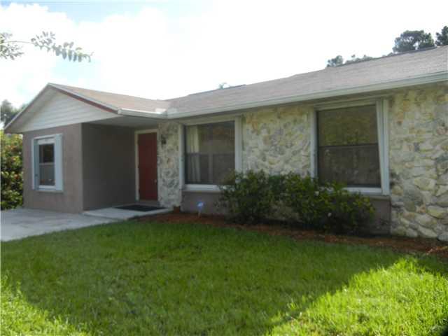 5887 SE Avalon Drive 5887