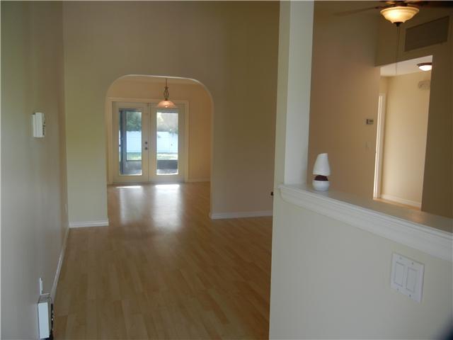 5887 SE Avalon Drive 5887