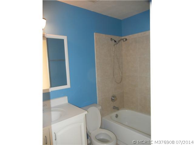 5887 SE Avalon Drive 5887