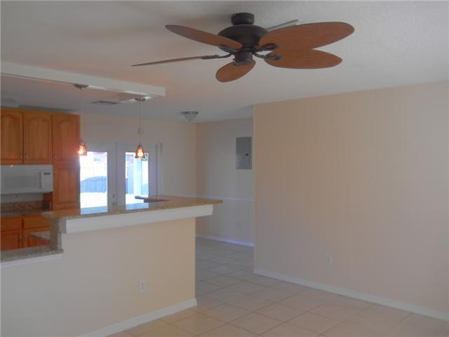 2142 SE Jackson Street 2142