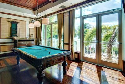 215 NW Flagler Avenue 402