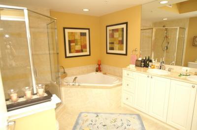 215 NW Flagler Avenue 402