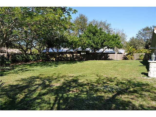 3525 SW Aspen Place 3525