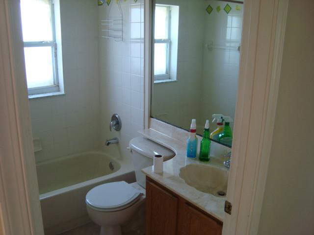 1921 SW Gemini Lane na