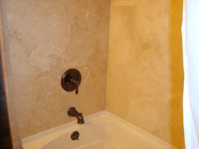 1667 SE Simmons Street na