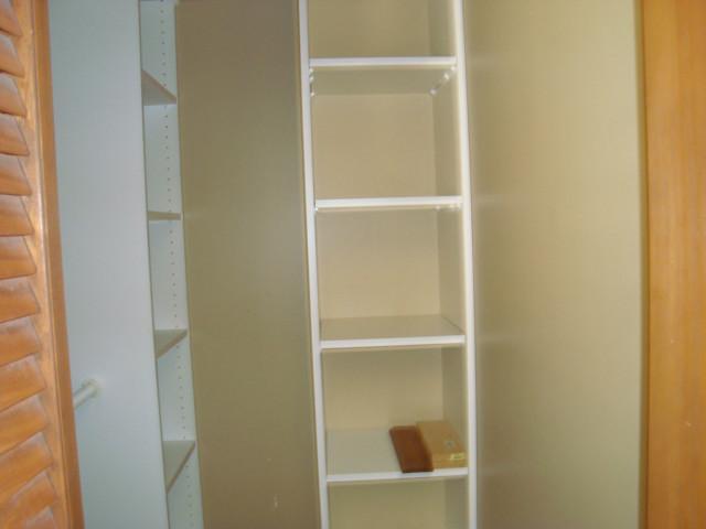 1667 SE Simmons Street na