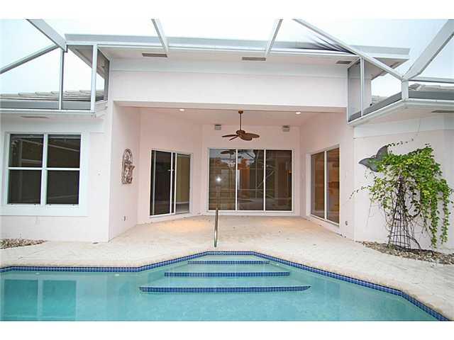 4147 SE Henley Lane x