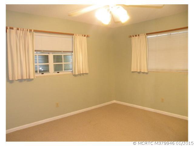 13 Palm Road 13
