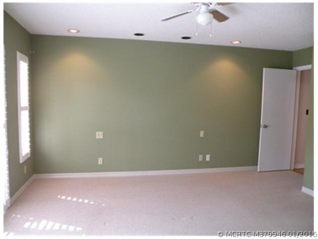 13 Palm Road 13