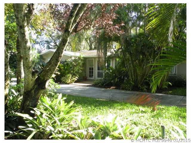 13 Palm Road 13