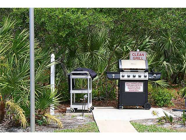 2114 SW Silver Pine Way 121-C1