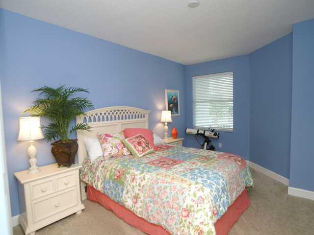 875 NW FLAGLER Avenue 205