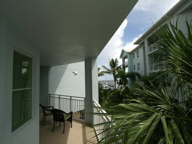 875 NW FLAGLER Avenue 205