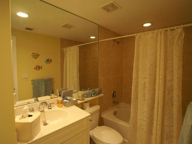 875 NW FLAGLER Avenue 205