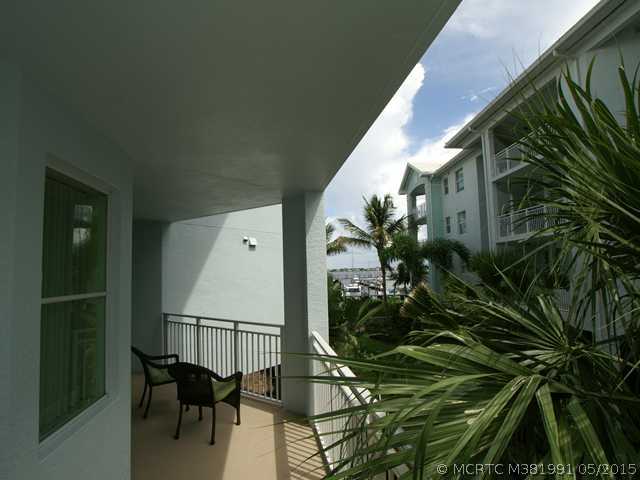 875 NW FLAGLER Avenue 205