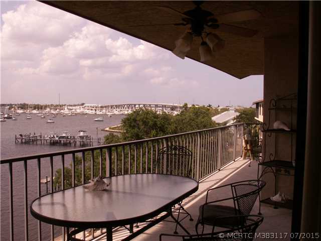 624 SW ST LUCIE CRESCENT Street 405