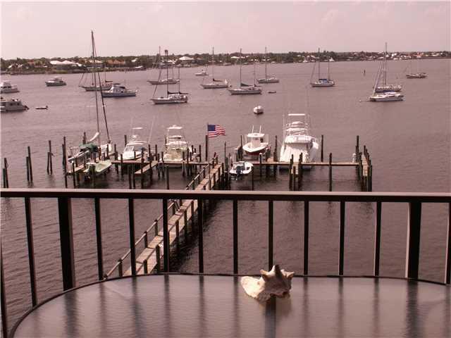 624 SW ST LUCIE CRESCENT Street 405